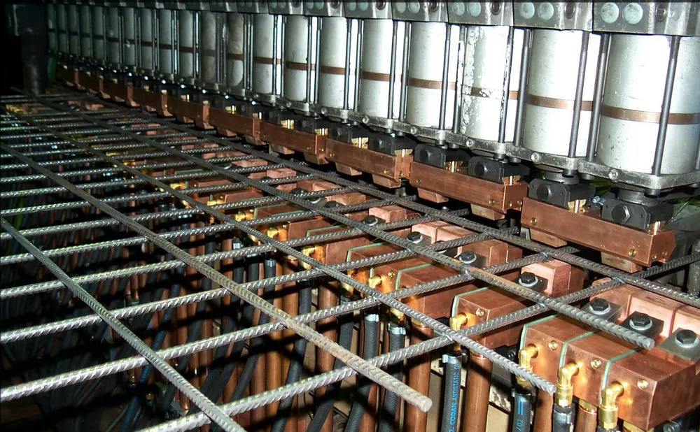 Welding machine (2)